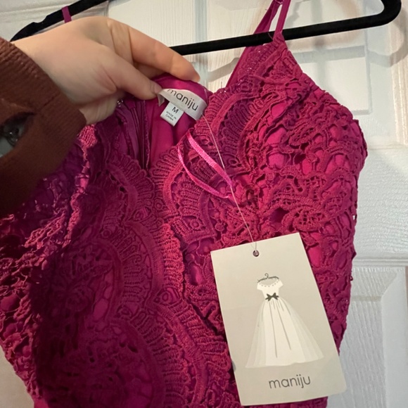 New Maniju Magenta Dress, from VICI, size medium - Picture 7 of 9